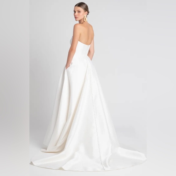 Jenny Yoo Brynn wedding gown (A-line, strapless, 5’3” hem) - Picture 3 of 16